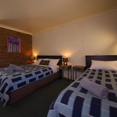 ทันเคอร์รี่มอเตอร์ลอดจ์ Motel ภายนอก รูปภาพ