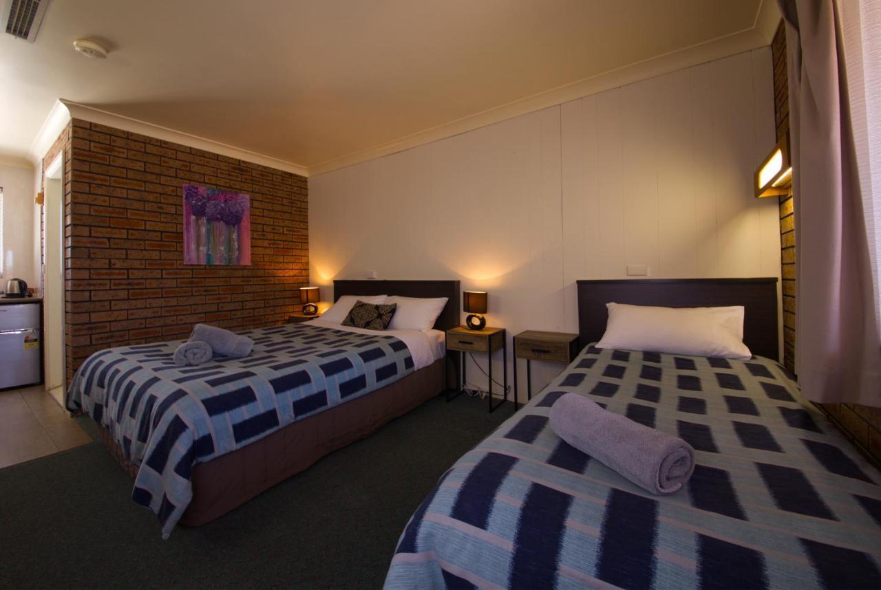 ทันเคอร์รี่มอเตอร์ลอดจ์ Motel ภายนอก รูปภาพ
