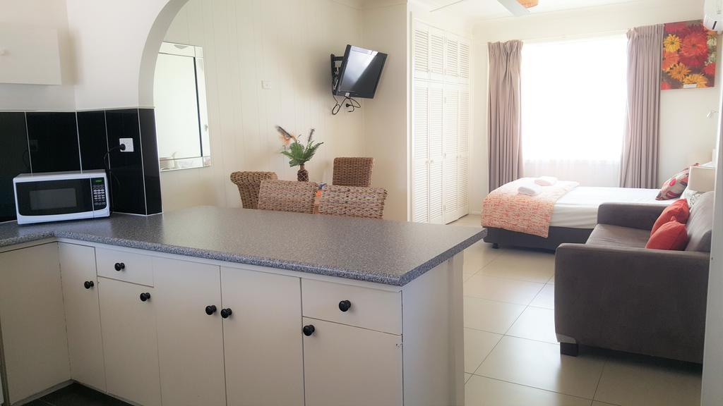 ทันเคอร์รี่มอเตอร์ลอดจ์ Motel ภายนอก รูปภาพ