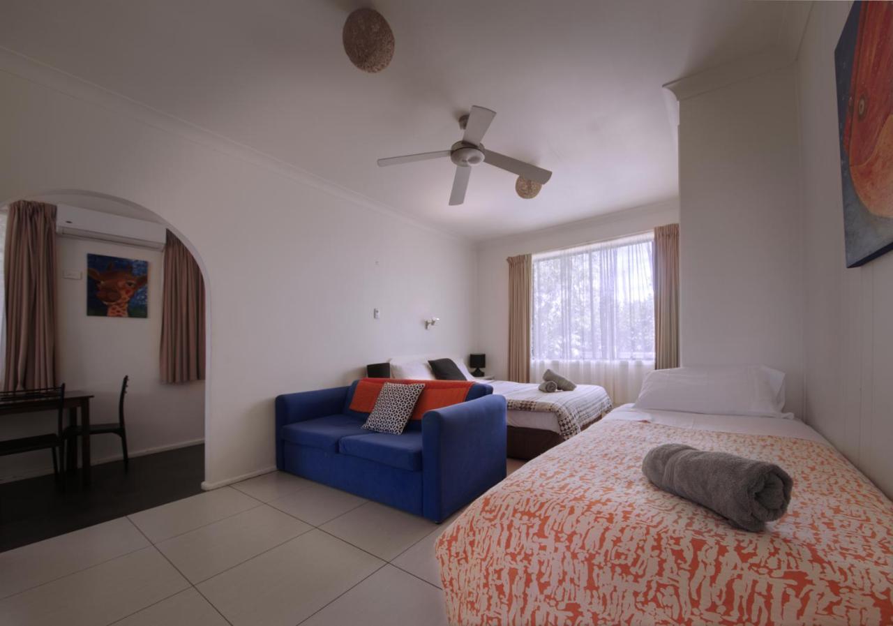 ทันเคอร์รี่มอเตอร์ลอดจ์ Motel ภายนอก รูปภาพ