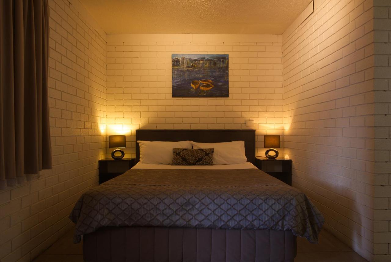 ทันเคอร์รี่มอเตอร์ลอดจ์ Motel ภายนอก รูปภาพ