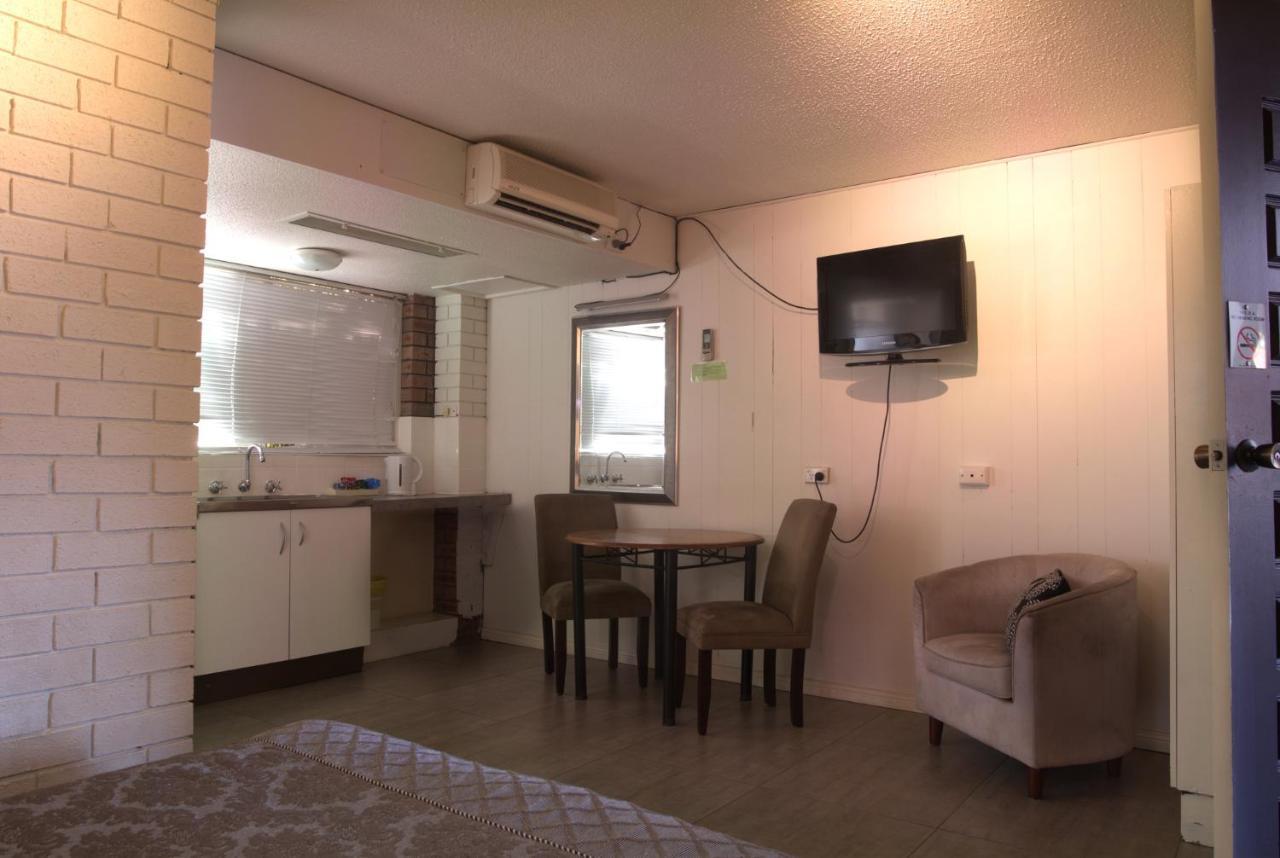 ทันเคอร์รี่มอเตอร์ลอดจ์ Motel ภายนอก รูปภาพ